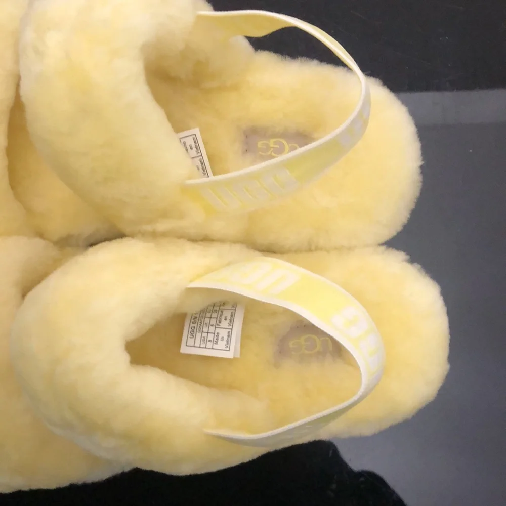 UGG WINTER SLIPPERS SANDALS WOMENS SIZE 8 - Picture 4 of 15